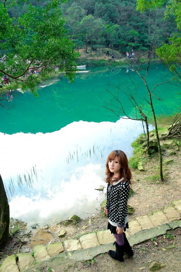 高橋みなみ 高桥南  台湾女神果子MM新山梦湖户外写真：气质清新甜美，治愈系人像摄影作品第7张图片