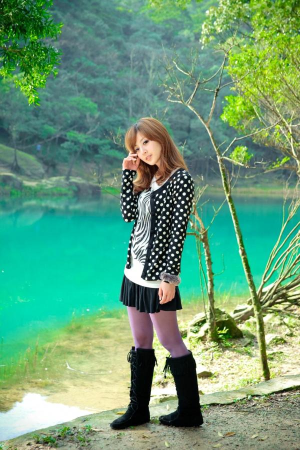 高橋みなみ 高桥南  台湾女神果子MM新山梦湖户外写真：气质清新甜美，治愈系人像摄影作品第10张图片