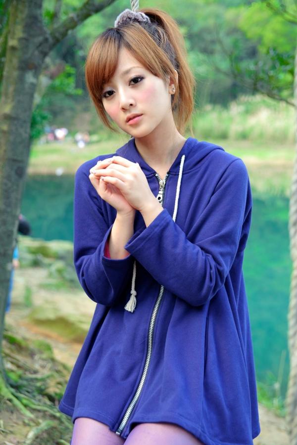 高橋みなみ 高桥南  台湾女神果子MM新山梦湖户外写真：气质清新甜美，治愈系人像摄影作品第38张图片