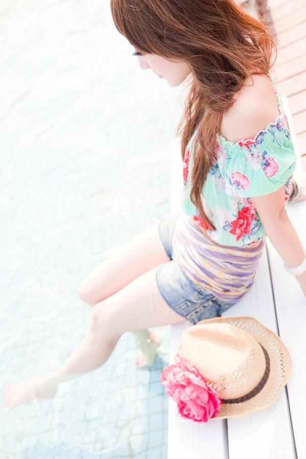 高橋みなみ 高桥南  台湾女神果子MM小琉球外拍写真，夏日度假风户外清新写实街拍，记录青春活力的美好瞬间第50张图片