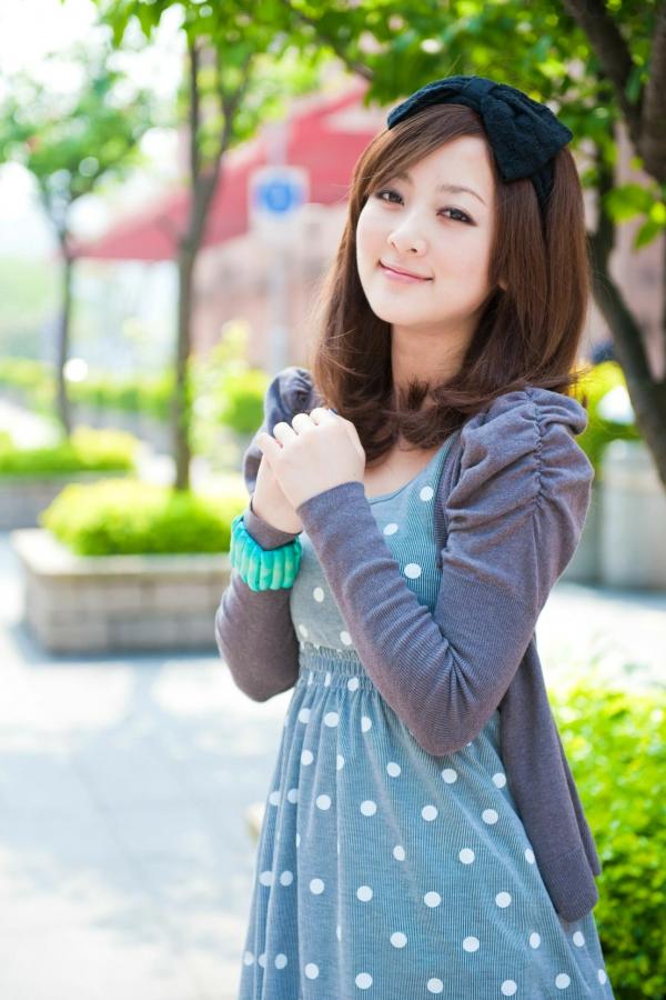 高橋みなみ 高桥南  台湾正妹_台湾美女果子MM《时装外拍》高清写真，清新甜美治愈系街拍风格第13张图片