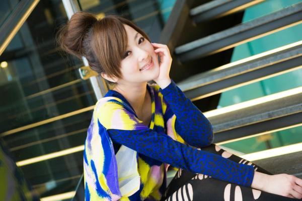 高橋みなみ 高桥南  台湾正妹_台湾美女果子MM《时装外拍》高清写真，清新甜美治愈系街拍风格第37张图片
