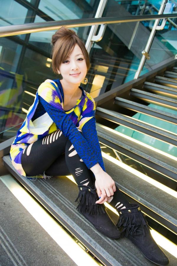 高橋みなみ 高桥南  台湾正妹_台湾美女果子MM《时装外拍》高清写真，清新甜美治愈系街拍风格第38张图片