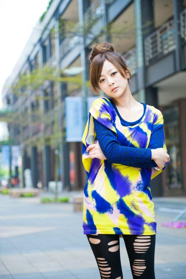 高橋みなみ 高桥南  台湾正妹_台湾美女果子MM《时装外拍》高清写真，清新甜美治愈系街拍风格第45张图片