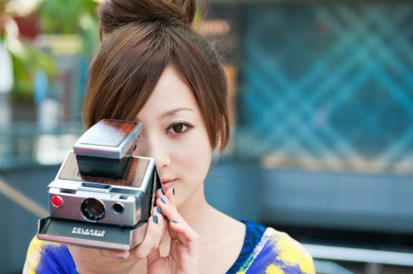 高橋みなみ 高桥南  台湾正妹_台湾美女果子MM《时装外拍》高清写真，清新甜美治愈系街拍风格第56张图片