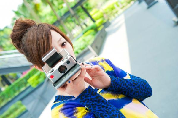 高橋みなみ 高桥南  台湾正妹_台湾美女果子MM《时装外拍》高清写真，清新甜美治愈系街拍风格第57张图片