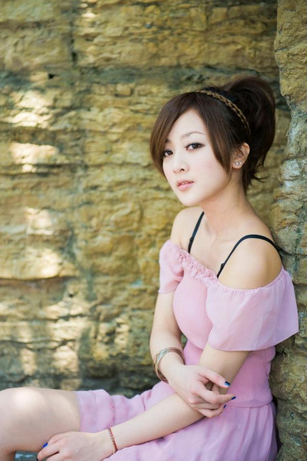 高橋みなみ 高桥南  台湾正妹_台湾美女果子MM《时装外拍》高清写真，清新甜美治愈系街拍风格第69张图片
