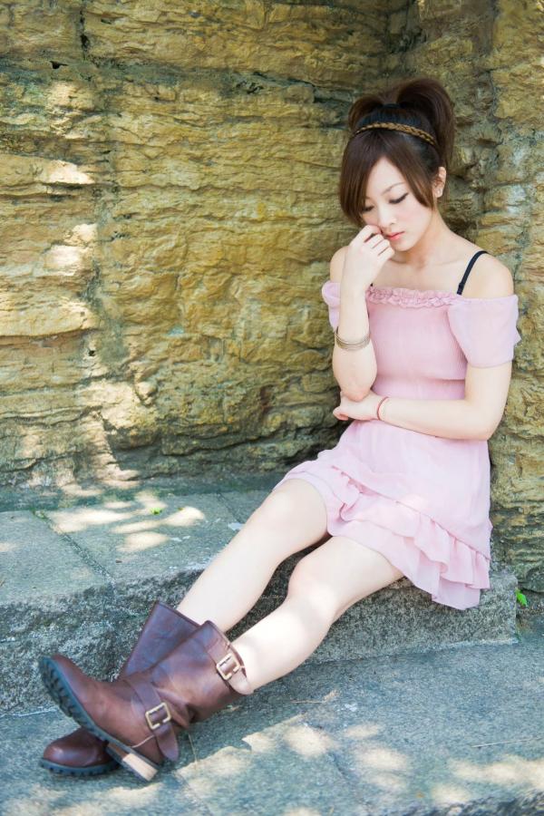 高橋みなみ 高桥南  台湾正妹_台湾美女果子MM《时装外拍》高清写真，清新甜美治愈系街拍风格第74张图片