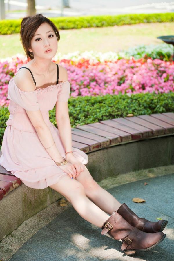 高橋みなみ 高桥南  台湾正妹_台湾美女果子MM《时装外拍》高清写真，清新甜美治愈系街拍风格第78张图片