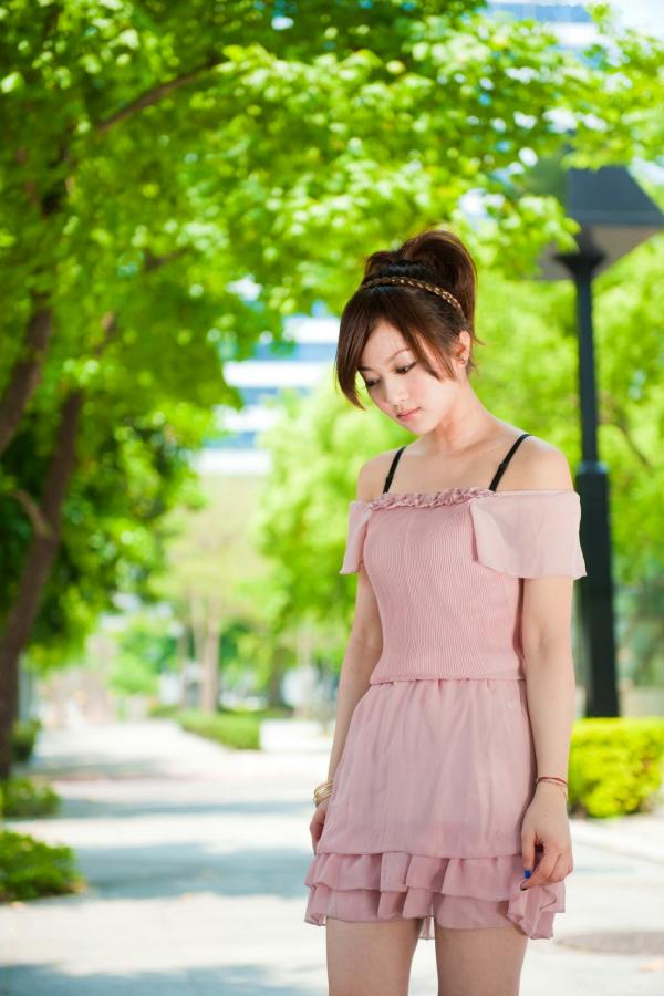 高橋みなみ 高桥南  台湾正妹_台湾美女果子MM《时装外拍》高清写真，清新甜美治愈系街拍风格第81张图片