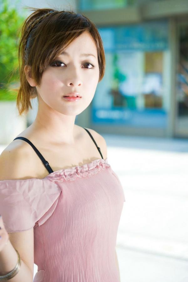 高橋みなみ 高桥南  台湾正妹_台湾美女果子MM《时装外拍》高清写真，清新甜美治愈系街拍风格第83张图片