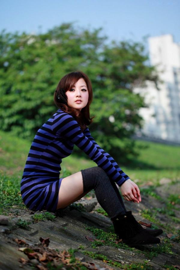 高橋みなみ 高桥南  台湾正妹果子MM《环南果菜市场外拍》写真，清新甜美风户外私房照，展现灵动治愈系气质第19张图片