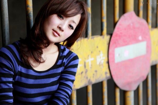 高橋みなみ 高桥南  台湾正妹果子MM《环南果菜市场外拍》写真，清新甜美风户外私房照，展现灵动治愈系气质第23张图片