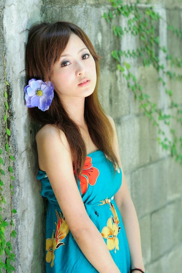 高橋みなみ 高桥南  台湾网红果子MM《台大外拍》系列写真，清新自然风格校园街拍第39张图片