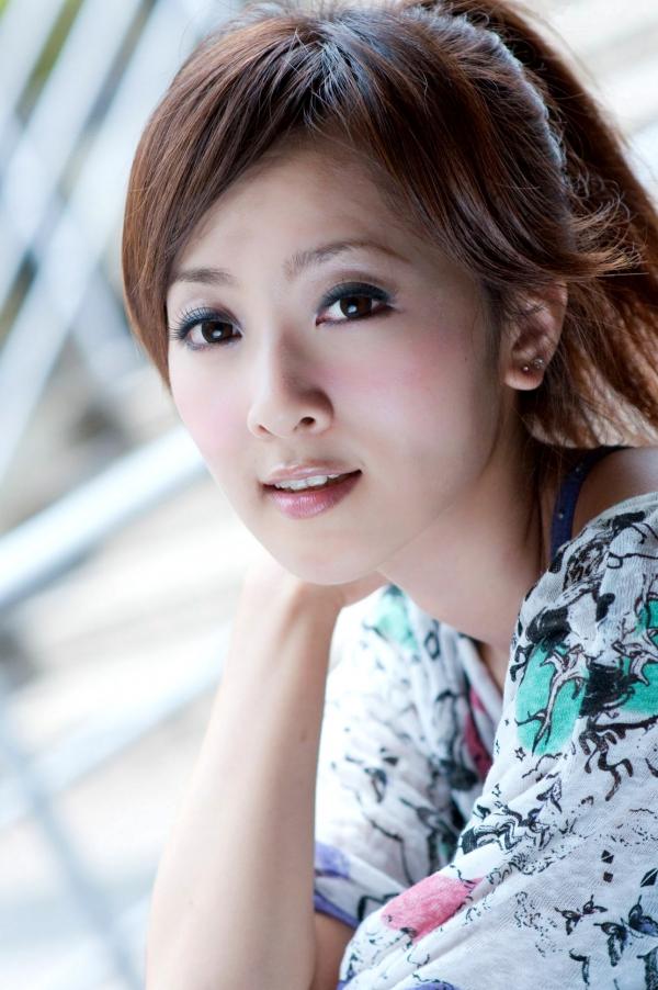 高橋みなみ 高桥南  台湾网红果子MM《台大外拍》系列写真，清新自然风格校园街拍第83张图片