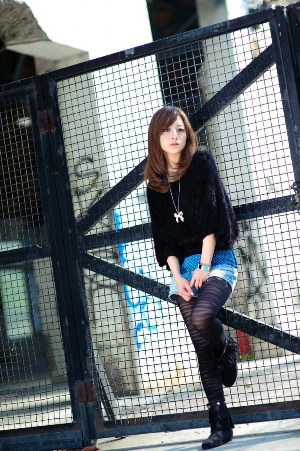 高橋みなみ 高桥南  台湾网络女神果子MM华山艺文中心与228公园外拍写真，清新甜美气质户外街拍精选集第14张图片