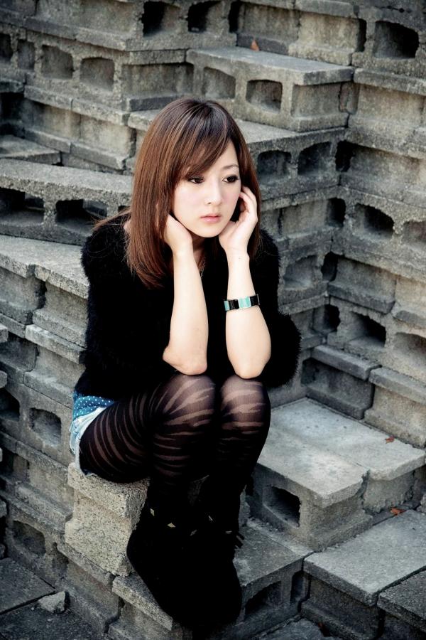 高橋みなみ 高桥南  台湾网络女神果子MM华山艺文中心与228公园外拍写真，清新甜美气质户外街拍精选集第17张图片