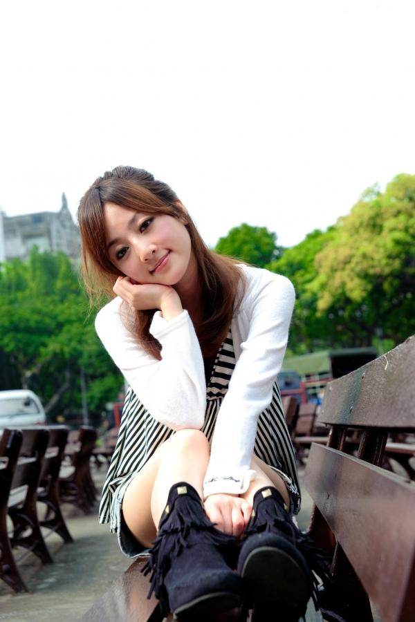 高橋みなみ 高桥南  台湾网络女神果子MM华山艺文中心与228公园外拍写真，清新甜美气质户外街拍精选集第55张图片