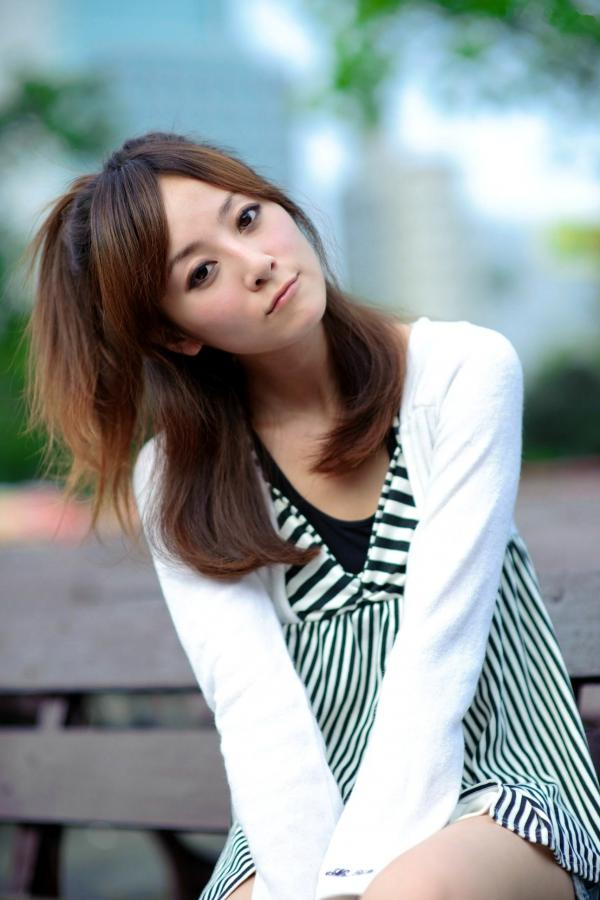高橋みなみ 高桥南  台湾网络女神果子MM华山艺文中心与228公园外拍写真，清新甜美气质户外街拍精选集第60张图片