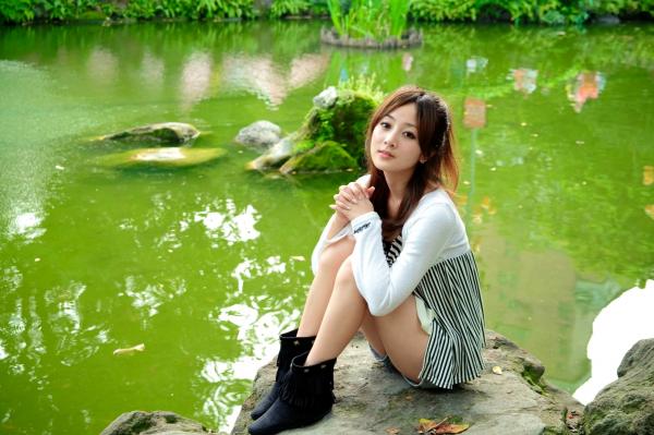 高橋みなみ 高桥南  台湾网络女神果子MM华山艺文中心与228公园外拍写真，清新甜美气质户外街拍精选集第69张图片