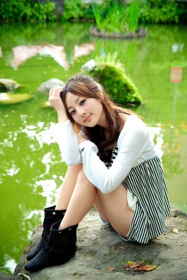 高橋みなみ 高桥南  台湾网络女神果子MM华山艺文中心与228公园外拍写真，清新甜美气质户外街拍精选集第70张图片