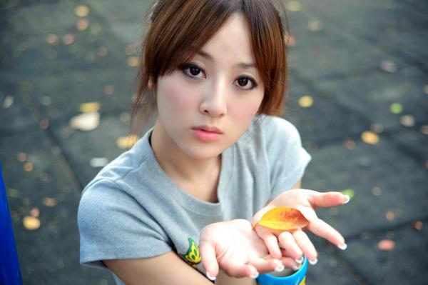 高橋みなみ 高桥南  台湾网络女神果子MM华山艺文中心与228公园外拍写真，清新甜美气质户外街拍精选集第78张图片