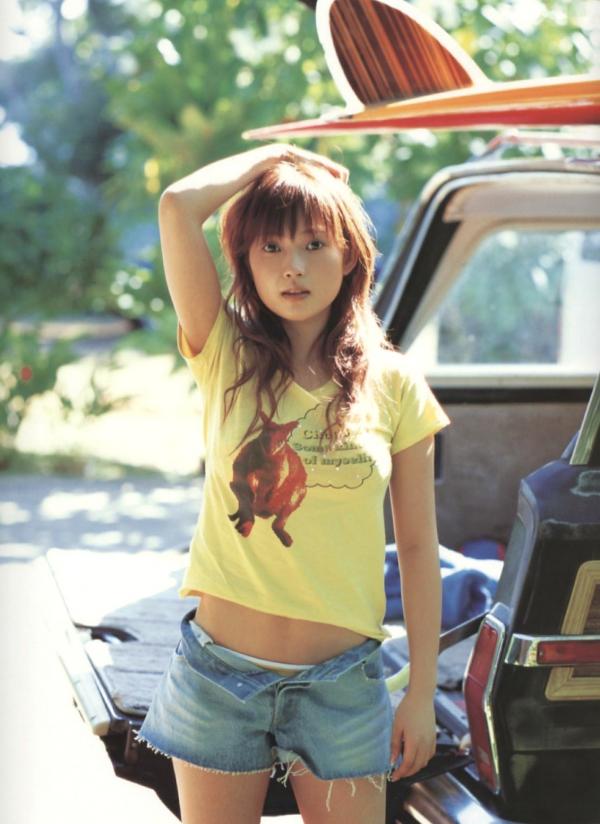 安倍なつみ 安倍夏美  安倍なつみ PB写真集《Alo-Hello!》：清纯甜美夏日度假风，治愈系女神私房写真高清合集第38张图片