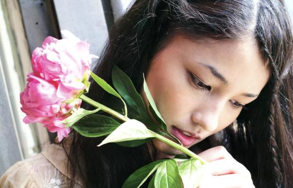 黒木メイサ 黑木明纱  PB写真集_黑木明纱 Meisa Kuroki 《LOVE MEISA》高清精选：自然流露的冷艳与小麦色性感魅力写真第43张图片