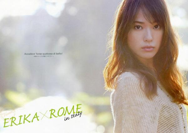 戸田恵梨香 户田惠梨香  户田惠梨香《ERIKA × CECIL McBEE Vivace》时尚私服与清纯少女感写真大片第6张图片