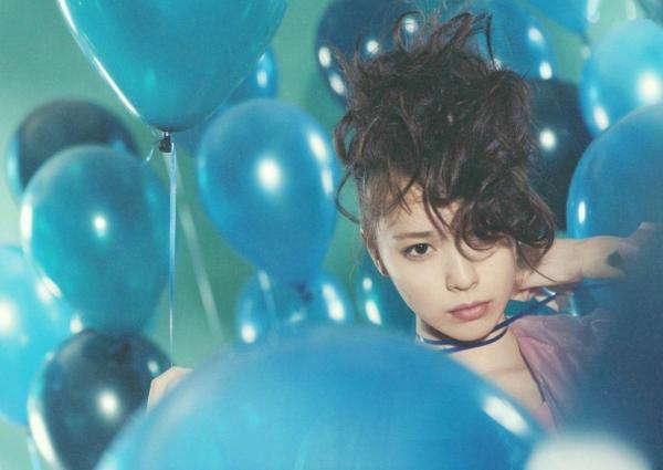 戸田恵梨香 户田惠梨香  PB写真集_户田惠梨香《IQUEEN》写真集，唯美艺术、超现实森林系梦幻风格女神大片[41P]第29张图片