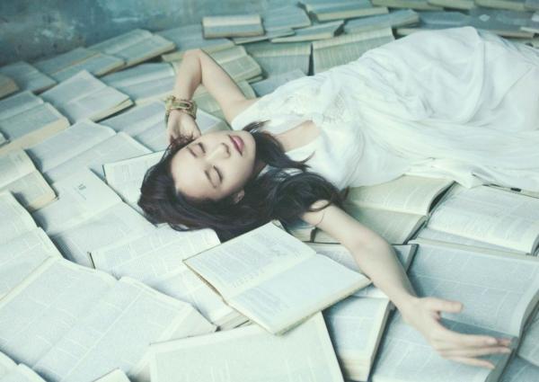 戸田恵梨香 户田惠梨香  PB写真集_户田惠梨香《IQUEEN》写真集，唯美艺术、超现实森林系梦幻风格女神大片[41P]第41张图片
