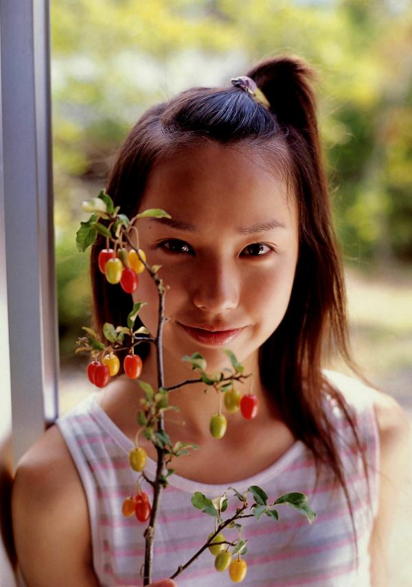 戸田恵梨香 户田惠梨香  PB写真集_户田惠梨香《SANWA MOOK 7 生まれた泉》青春校服比基尼清纯少女写真[97P]第18张图片