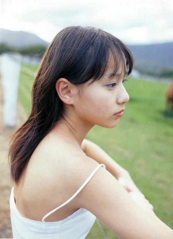 戸田恵梨香 户田惠梨香  PB写真集_戸田恵梨香《Nature》高清套图，清新自然唯美清新治愈系少女私房写真第105张图片