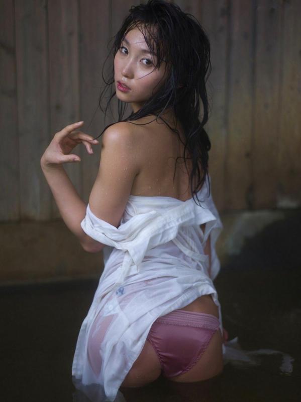 吉木りさ 吉木梨纱  吉木りさ《SNOW FAIRY》写真集：清纯少女与火辣比基尼的性感碰撞，日系家居私房精选第90张图片