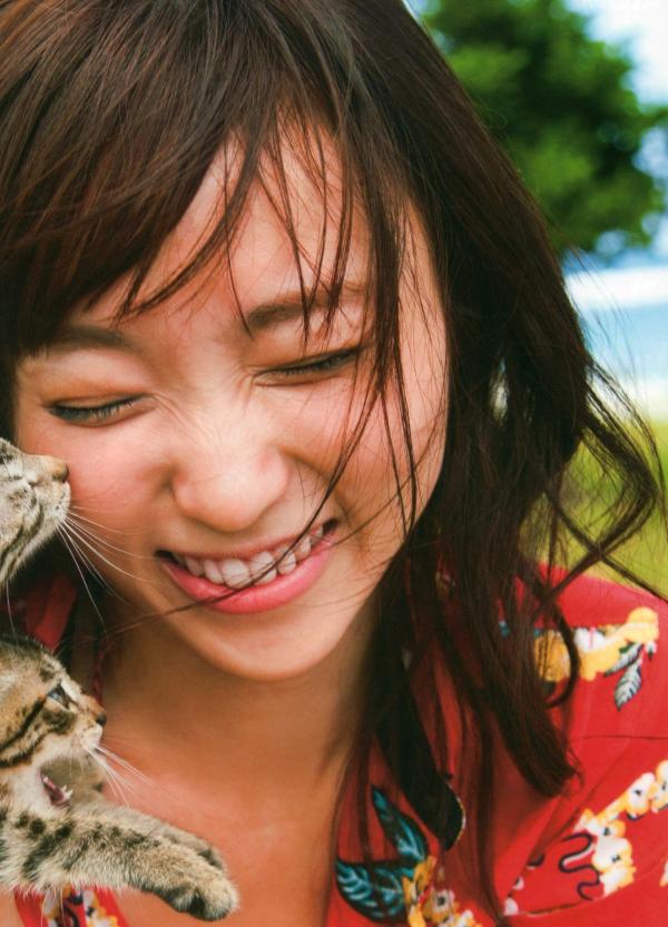 吉木りさ 吉木梨纱  PB写真集_吉木りさ《Heaven》清新度假风，阳光下的极致诱惑与清纯魅力赏析第5张图片