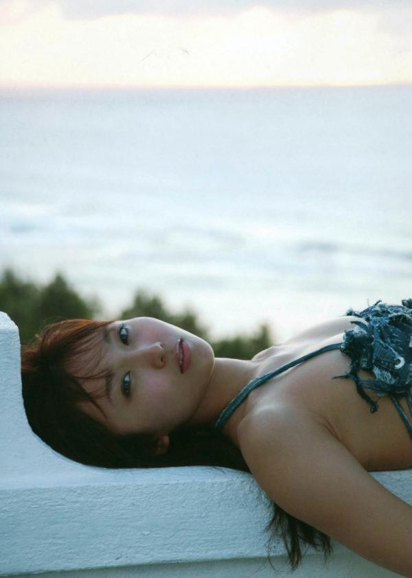 吉木りさ 吉木梨纱  PB写真集_吉木りさ《Heaven》清新度假风，阳光下的极致诱惑与清纯魅力赏析第81张图片