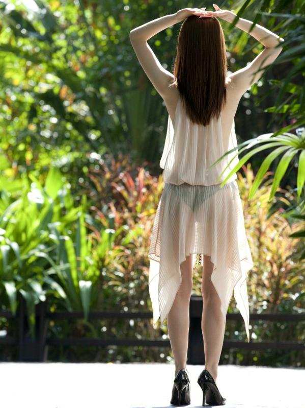 瀬戸早妃 濑户早妃  Sabra_濑户早妃《MATURE TEMPTATION》写真集，性感透视装侧颜杀，清纯佳人户外诱惑，优雅私房套图，展现迷人成熟魅力第9张图片