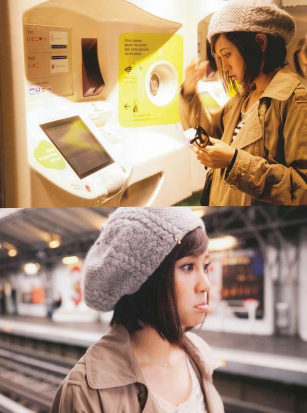 前田敦子 前田敦子  前田敦子《不器用》写真集：日系清新旅拍，记录治愈系甜美女孩街头生活日常第45张图片