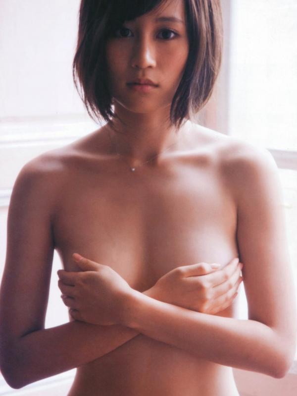 前田敦子 前田敦子  前田敦子《不器用》写真集：日系清新旅拍，记录治愈系甜美女孩街头生活日常第53张图片
