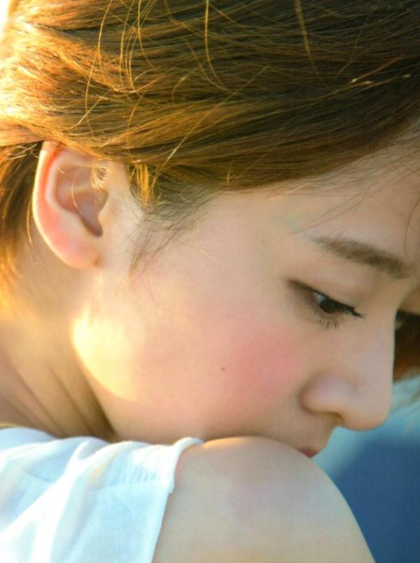 橋本奈々未 桥本奈奈未  PB写真集_橋本奈々未/桥本奈奈未《やさしい棘》 治愈系清新私房写实生活写真 [136P]第34张图片