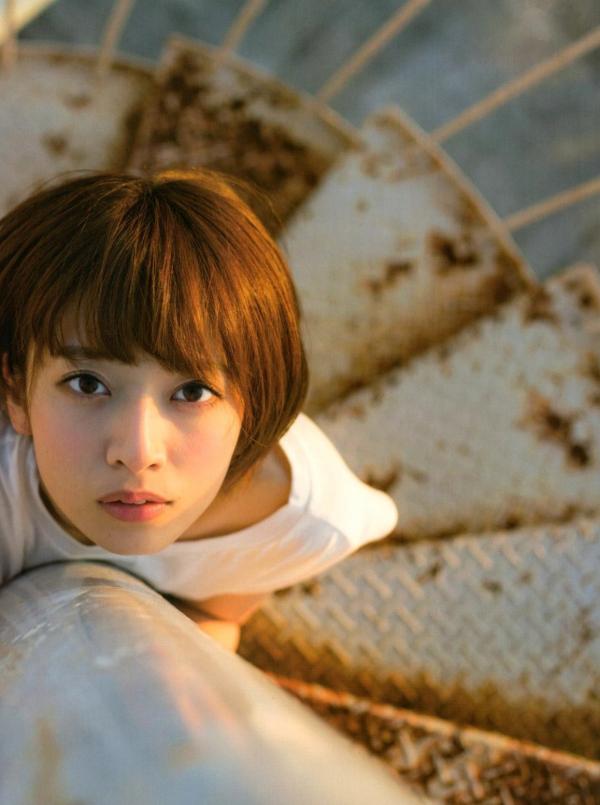 橋本奈々未 桥本奈奈未  PB写真集_橋本奈々未/桥本奈奈未《やさしい棘》 治愈系清新私房写实生活写真 [136P]第42张图片