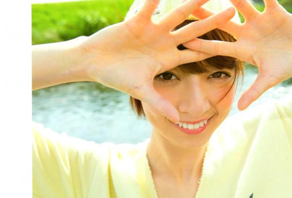 橋本奈々未 桥本奈奈未  PB写真集_橋本奈々未/桥本奈奈未《やさしい棘》 治愈系清新私房写实生活写真 [136P]第94张图片
