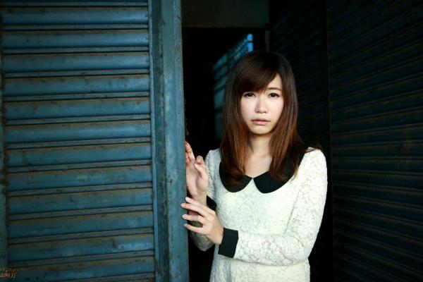 森迫永依 森迫永依  台湾正妹丸子：台南小西门老宅复古风外拍，简约毛衣尽显清纯气质，文艺写真大赏第16张图片