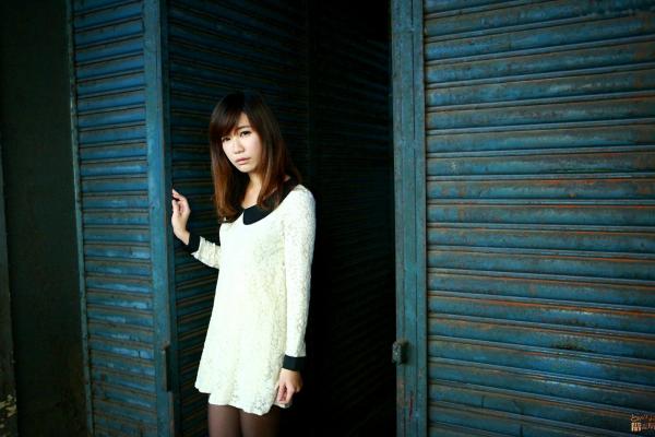 森迫永依 森迫永依  台湾正妹丸子：台南小西门老宅复古风外拍，简约毛衣尽显清纯气质，文艺写真大赏第19张图片