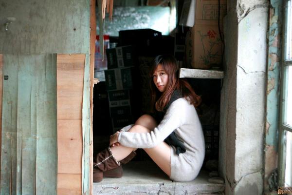 森迫永依 森迫永依  台湾正妹丸子：台南小西门老宅复古风外拍，简约毛衣尽显清纯气质，文艺写真大赏第61张图片