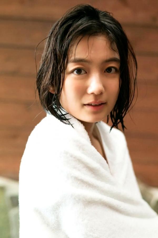 森田涼花 森田凉花 森田涼花《太陽の記憶》日系家居私房性感内衣写真第34张图片