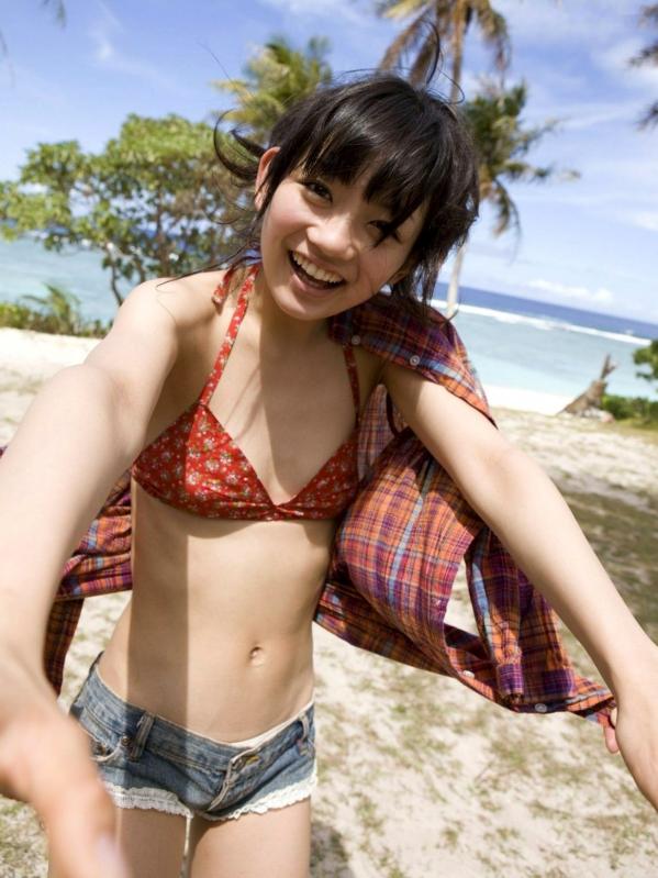 森田涼花 森田凉花  Sabra_森田凉花《Sweet Breeze》清纯甜美写真集：精选居家私房与清新比基尼美照，尽显治愈系初恋风情第10张图片