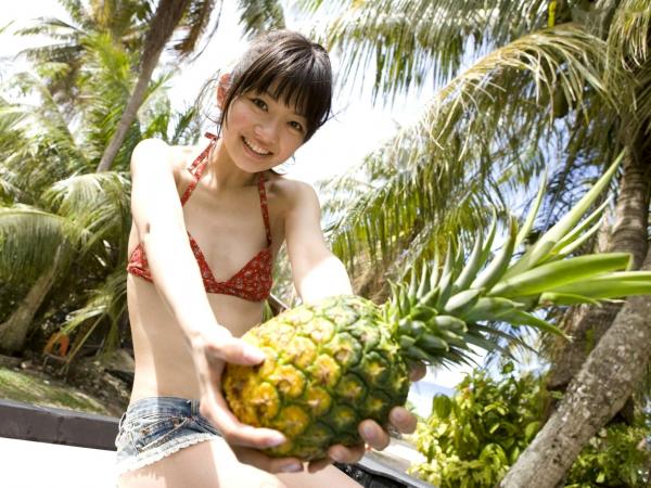 森田涼花 森田凉花  Sabra_森田凉花《Sweet Breeze》清纯甜美写真集：精选居家私房与清新比基尼美照，尽显治愈系初恋风情第13张图片