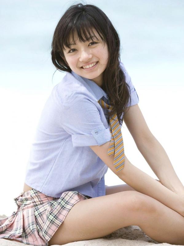 森田涼花 森田凉花  Sabra_森田凉花《Sweet Breeze》清纯甜美写真集：精选居家私房与清新比基尼美照，尽显治愈系初恋风情第26张图片