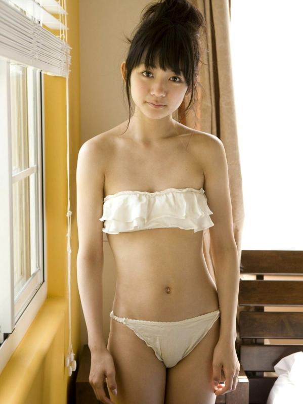 森田涼花 森田凉花  Sabra_森田凉花《Sweet Breeze》清纯甜美写真集：精选居家私房与清新比基尼美照，尽显治愈系初恋风情第70张图片